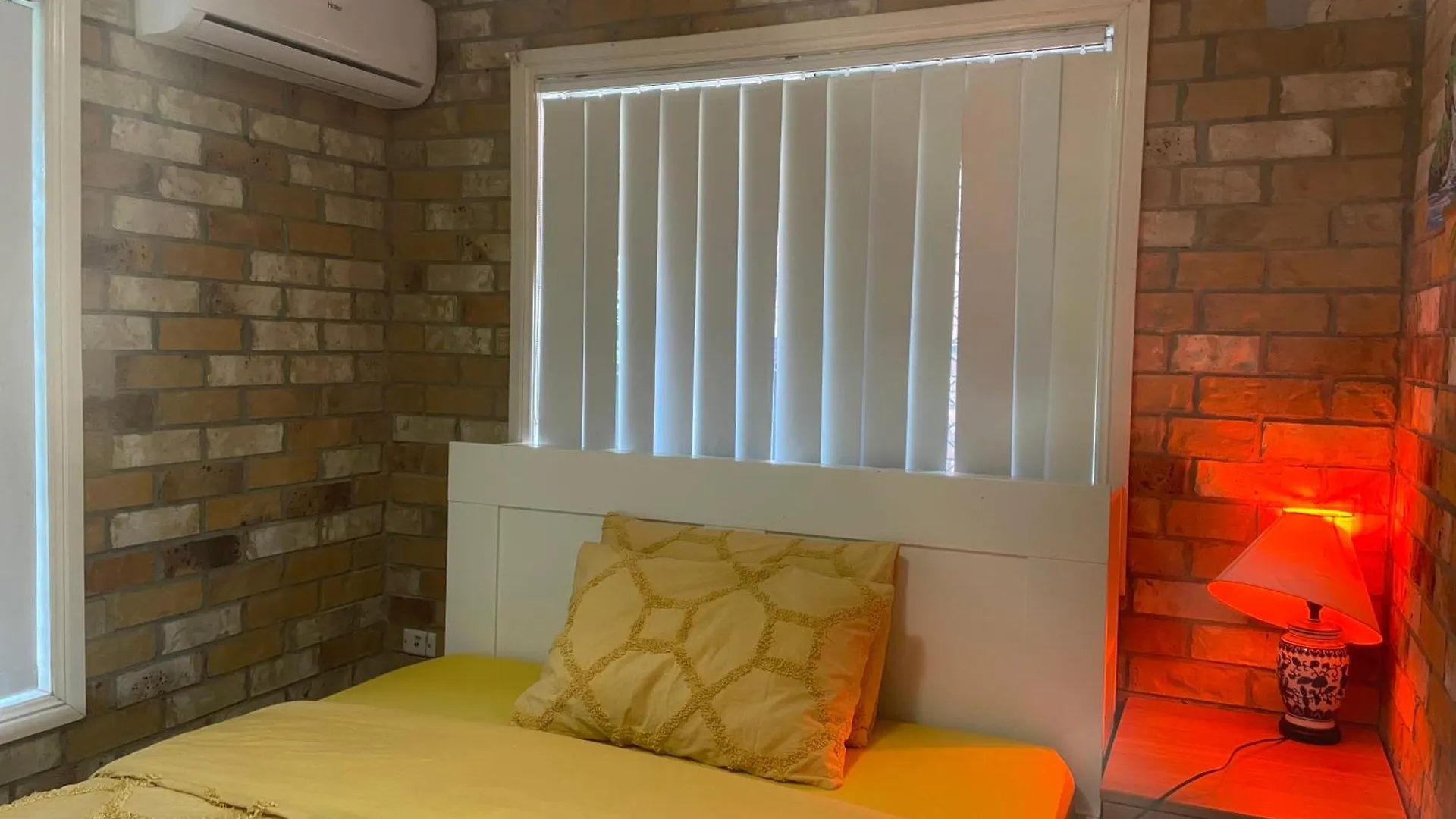 Spacious Studio Unit Rochedale South Australia
